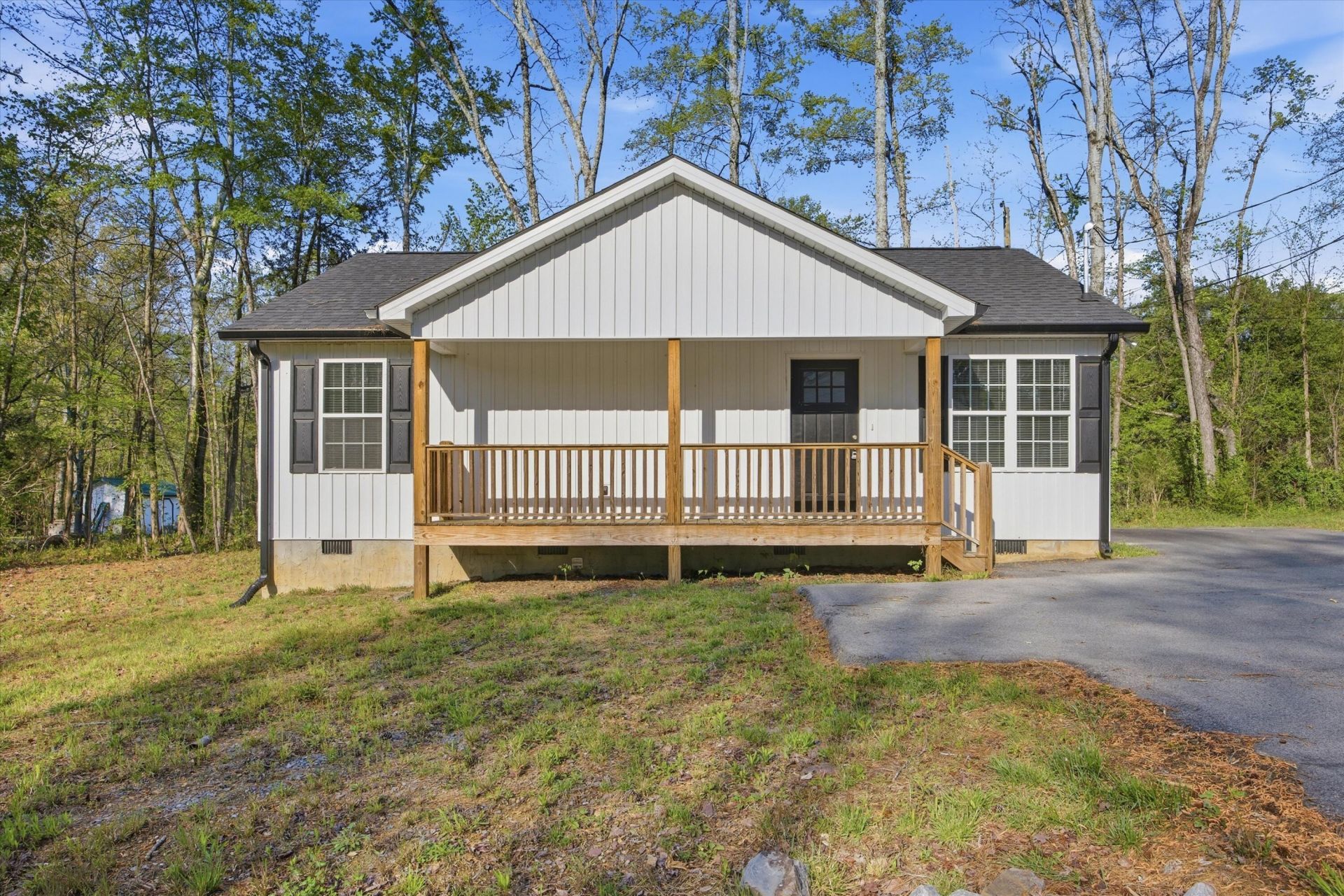 134 Buster Lane, Rocky Face, GA 30740 Main Photo