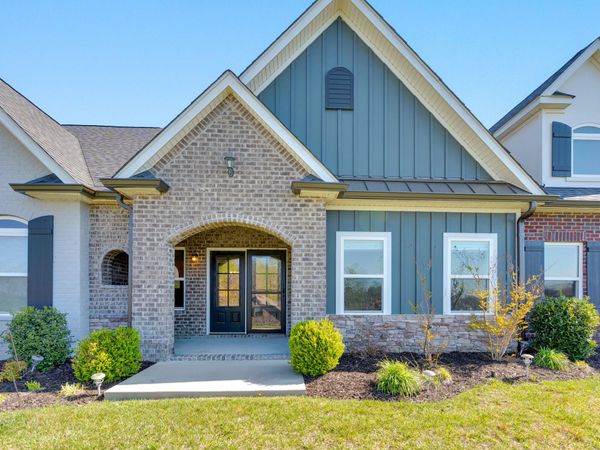 34 Founding Way, Lookout Mountain, GA 30750