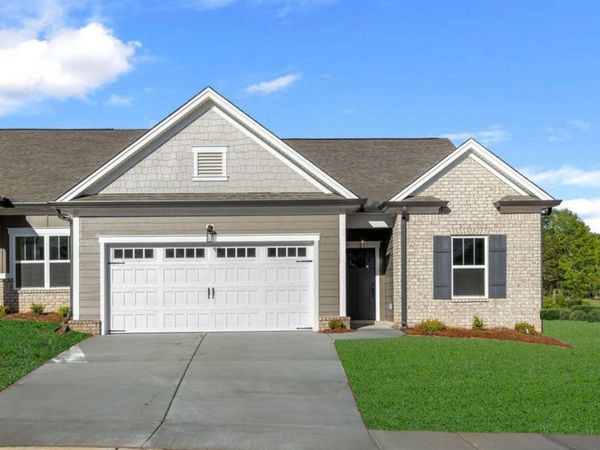 1611 Whisper Winds Lane, Ooltewah, TN 37363