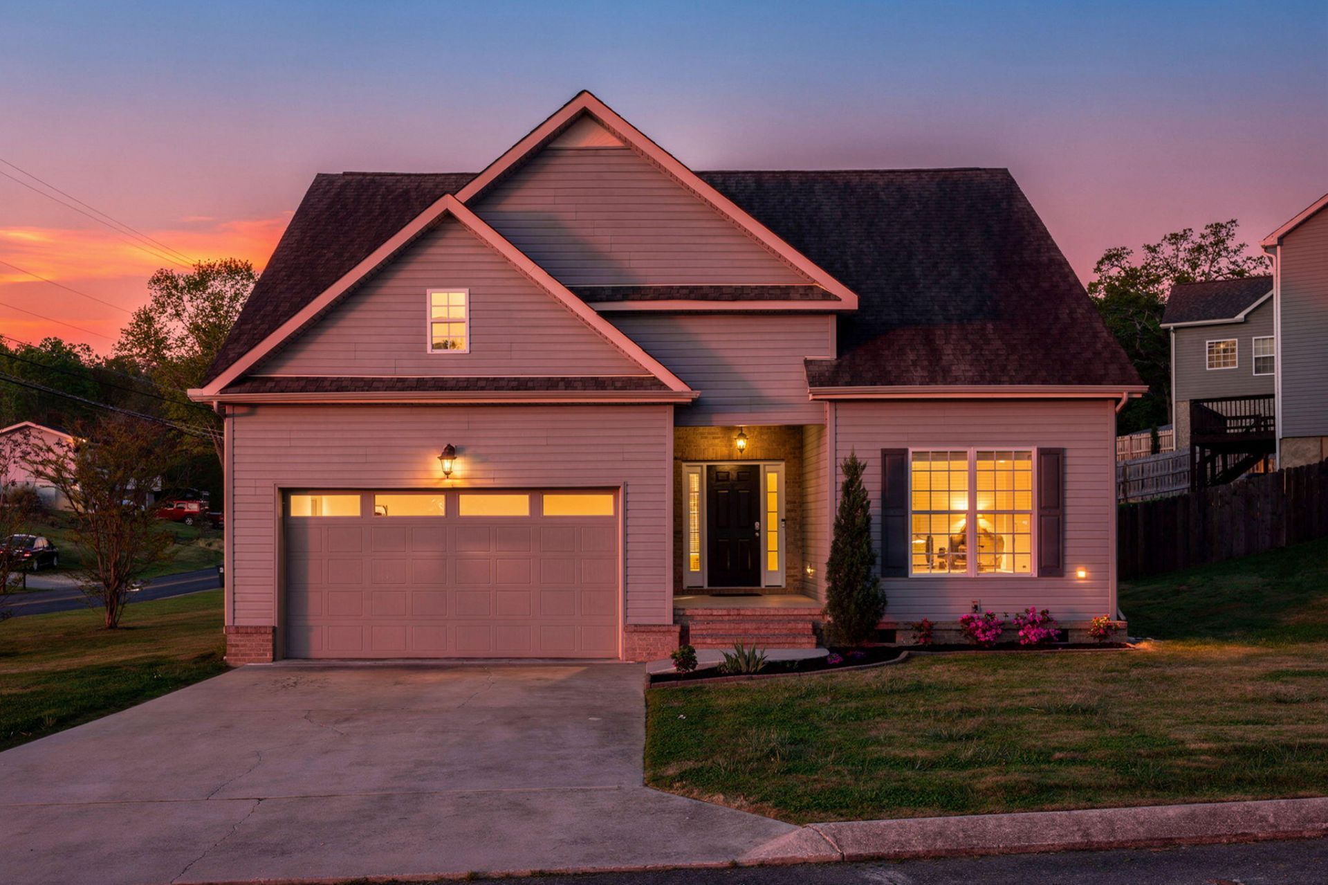 574 Titanium Drive, Hixson, TN 37343 Main Photo