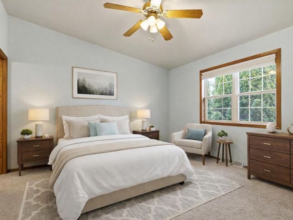 437 Kennedy Ct, Howards Grove, WI 53083