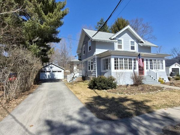 150 Greenwood Avenue, Farmington, ME 04938