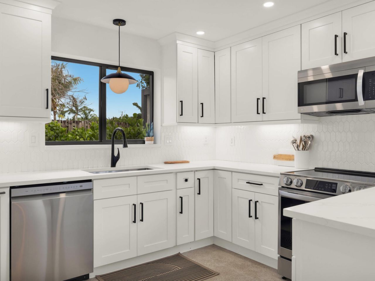 2751 NE 53rd Street, Lighthouse Point, FL 33064 Photo