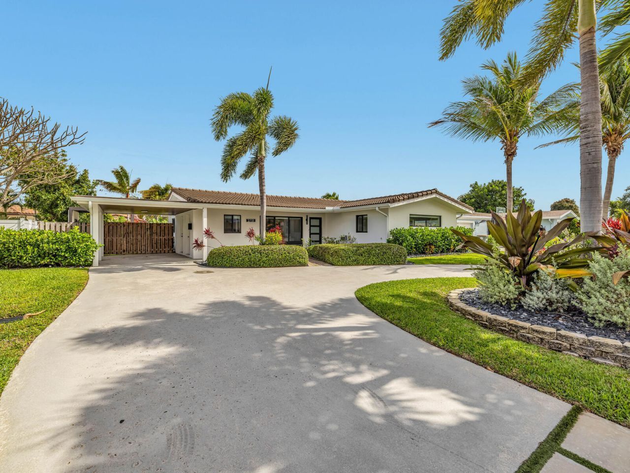2751 NE 53rd Street, Lighthouse Point, FL 33064 Photo