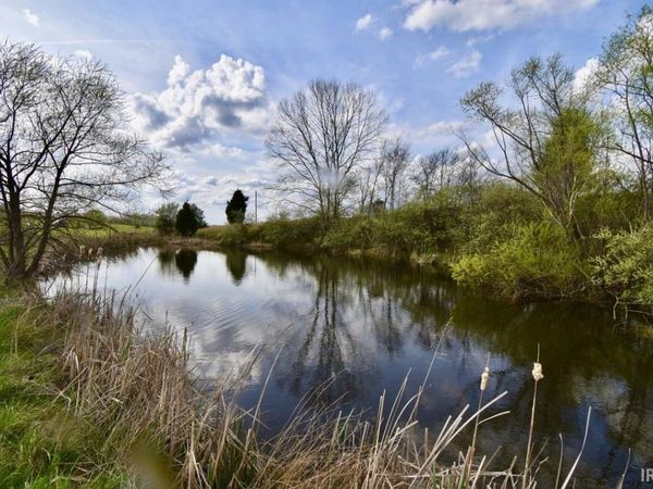 15415 Opera Road, Leopold, IN 47586