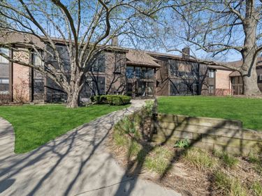 720 St. Andrews Lane, Unit 24, Crystal Lake, IL 60014