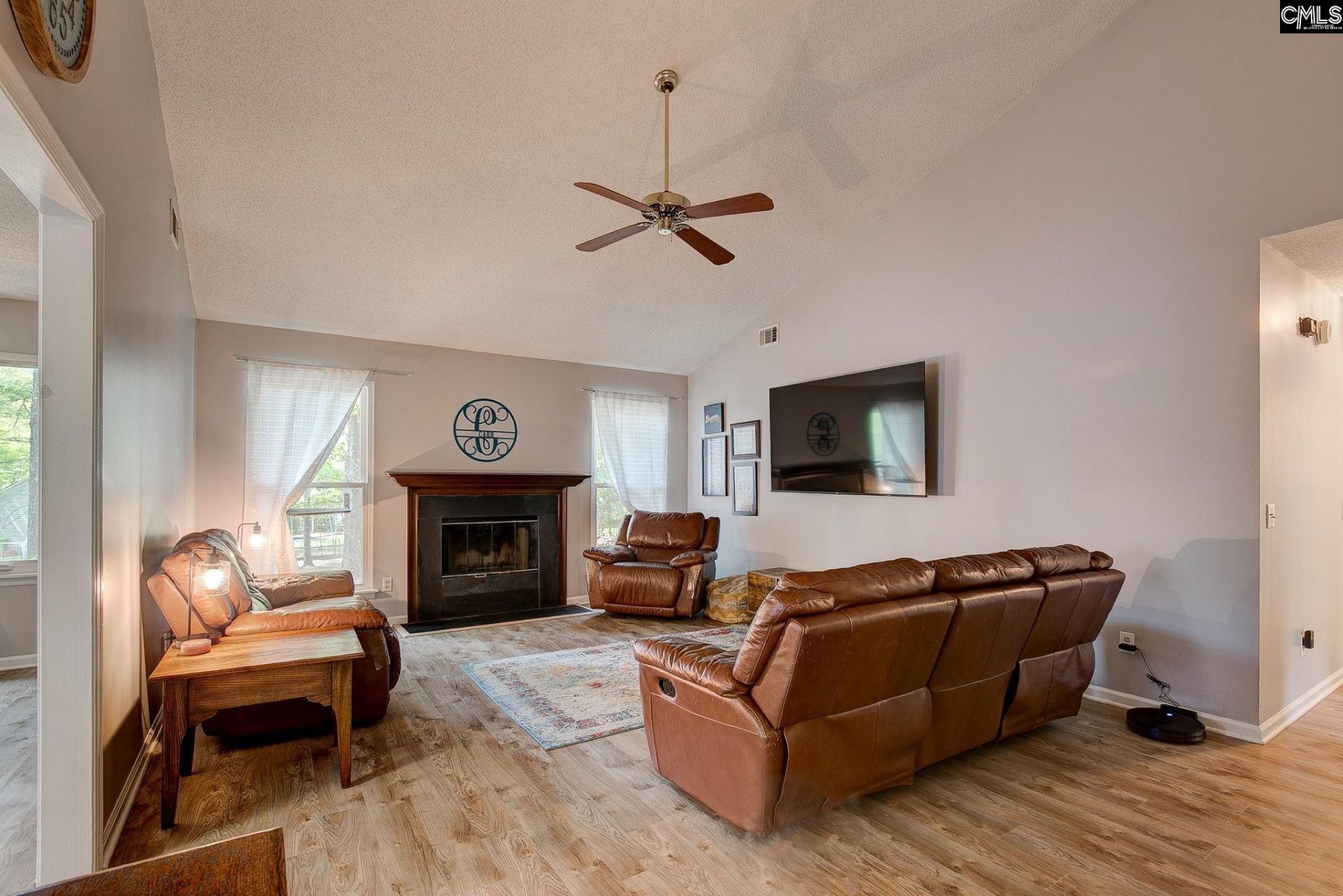 1113 Riverwalk Way Photo 5