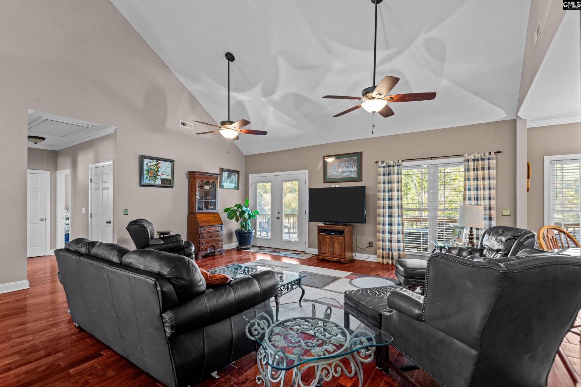 2210 Lake Road Photo 11