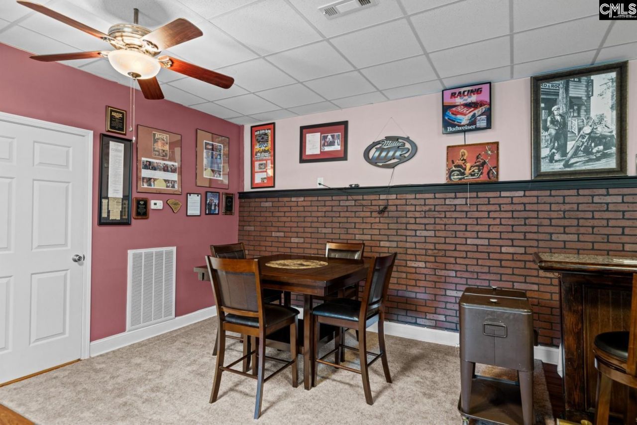 2210 Lake Road Photo 44