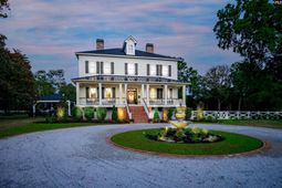 1218 Mill Street  photo 4