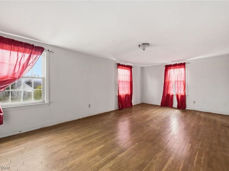 324 E 248th Street, Euclid, OH 44123 Photo 11