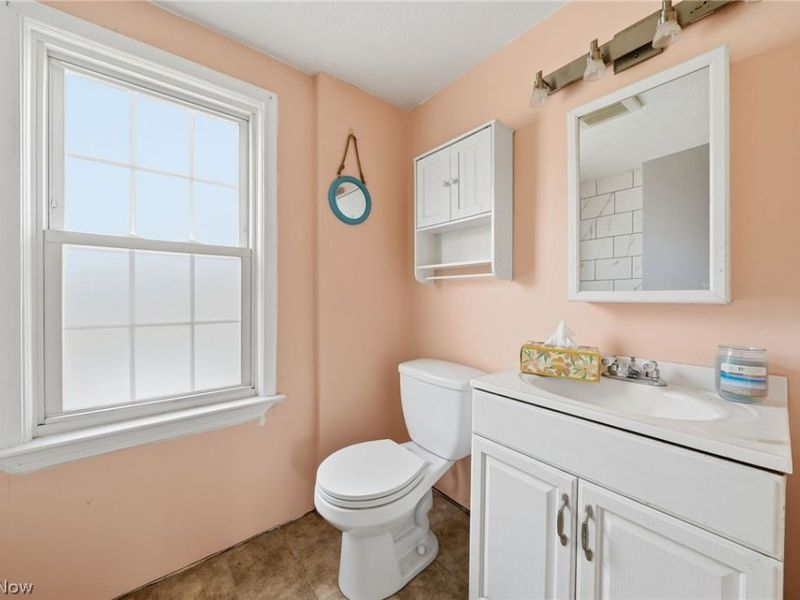 324 E 248th Street, Euclid, OH 44123 Photo 15