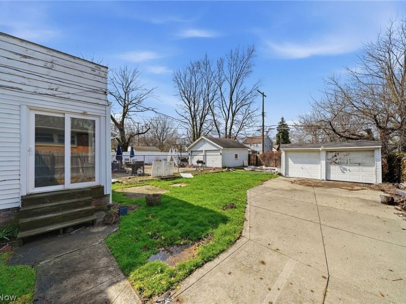 324 E 248th Street, Euclid, OH 44123 Photo 18