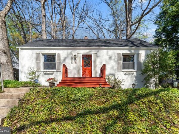 10628 S DUNMOOR DRIVE , SILVER SPRING, MD 20901