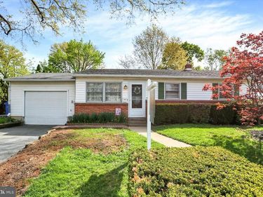 124 LEVAN STREET, HARRISBURG, PA 17109