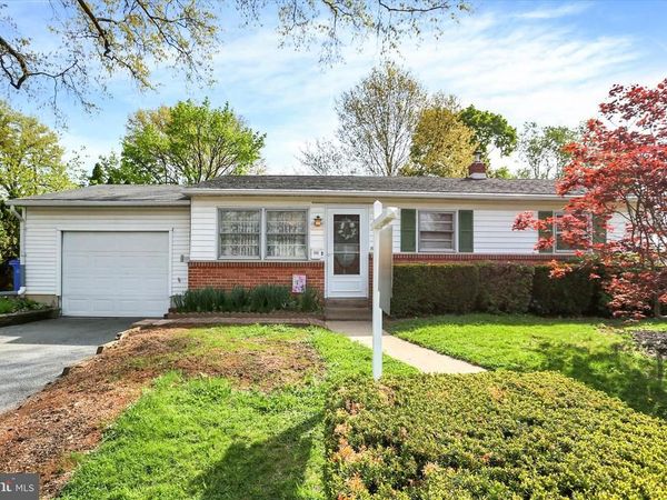 124 LEVAN STREET, HARRISBURG, PA 17109