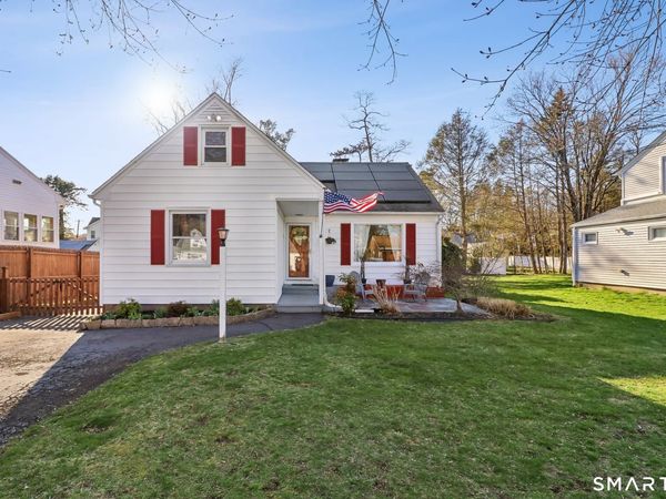 27 Melrose , Hamden, CT 06518