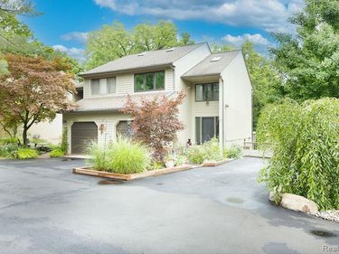 1880 W Liberty Street, Ann Arbor, MI 48103