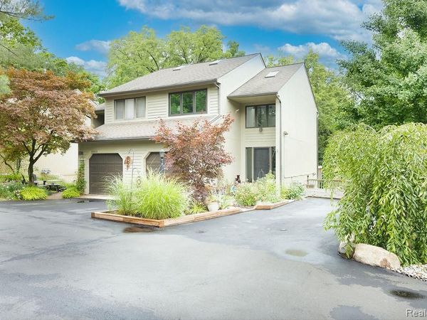 1880 W Liberty Street, Ann Arbor, MI 48103