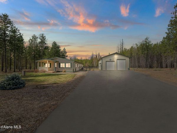 44 Elsa CT, Blanchard, ID 83804