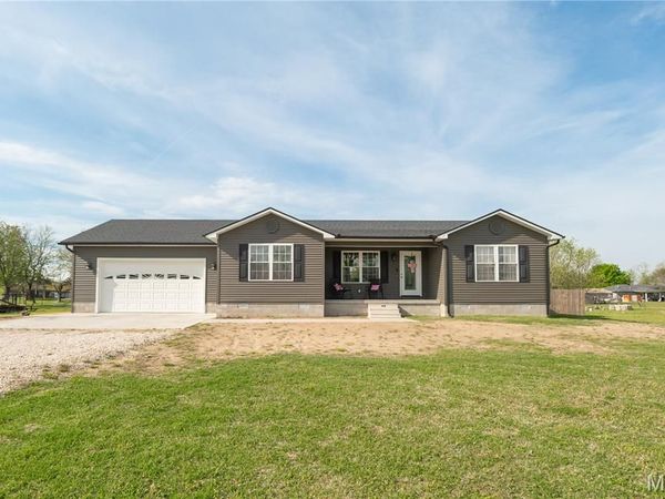 166 Cypress Drive , Sikeston, MO 63801