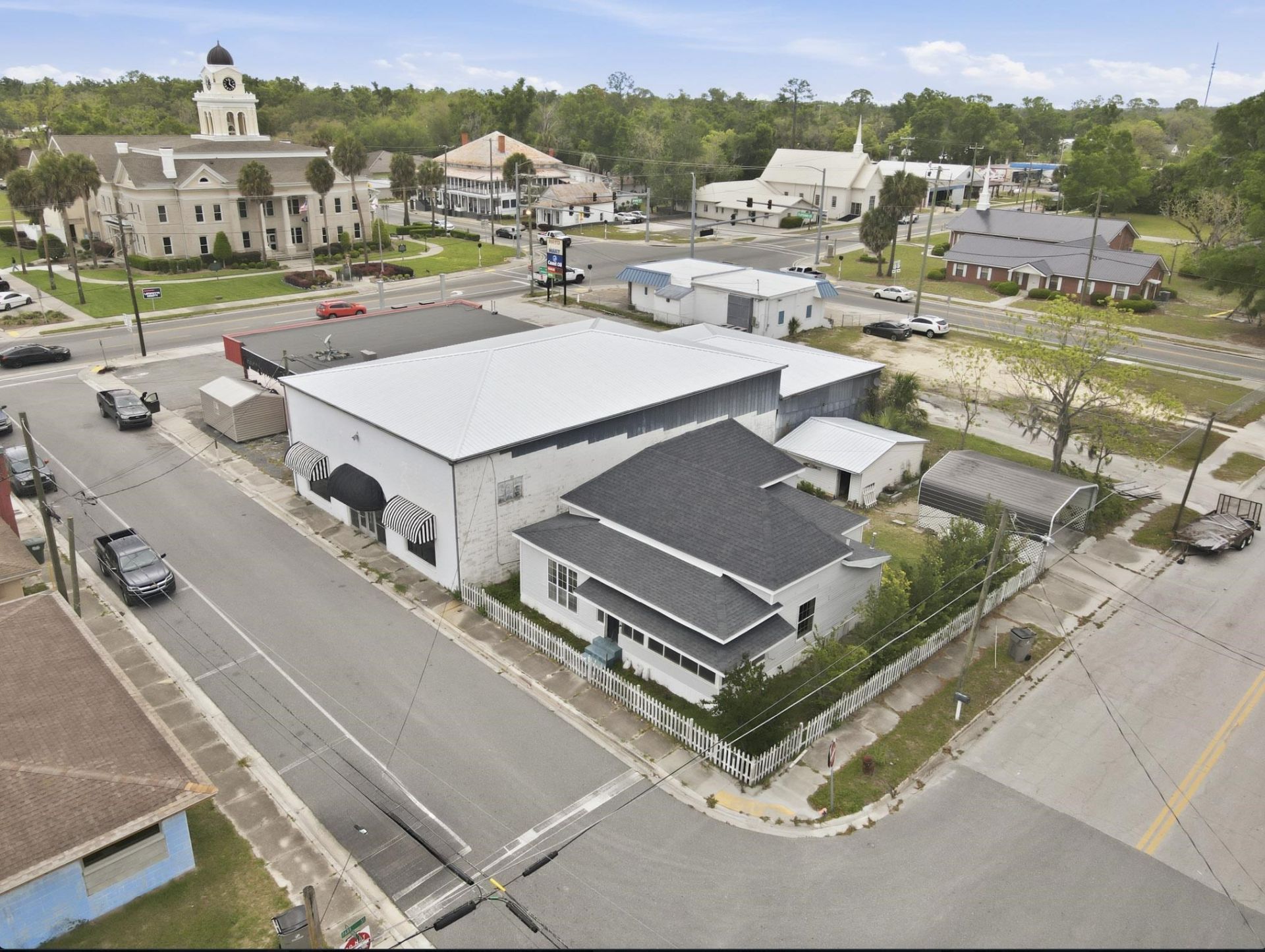 133 SW Monroe Avenue , Mayo, FL 32066 Photo