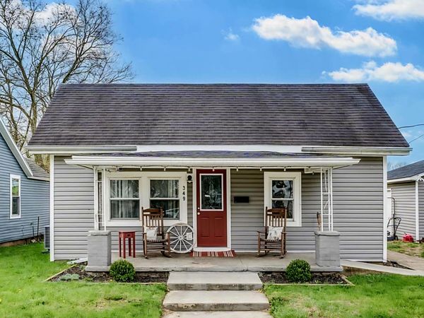 349 Barnes Avenue, Circleville, OH 43113