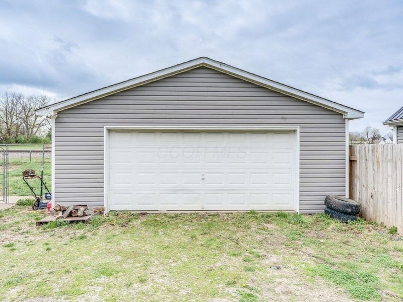 349 Barnes Avenue, Circleville, OH 43113 Photo 15