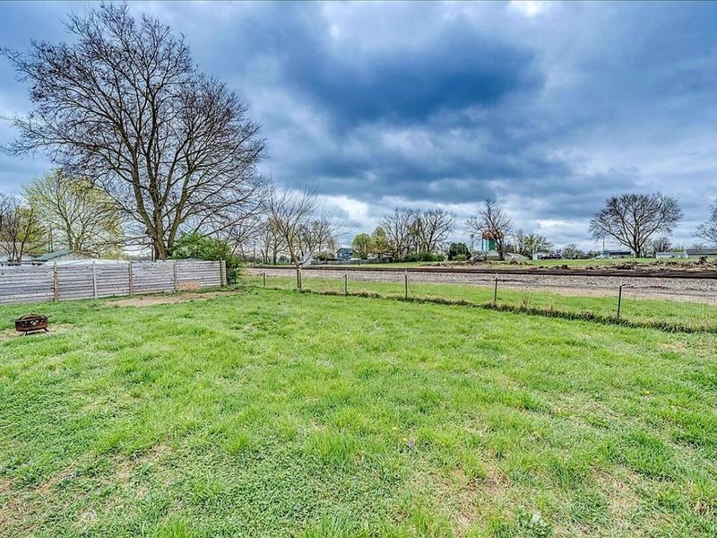 349 Barnes Avenue , Circleville, OH 43113 Photo 15