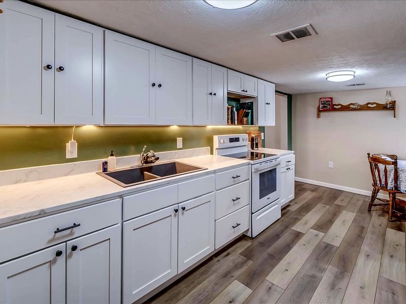 349 Barnes Avenue, Circleville, OH 43113 Photo 6