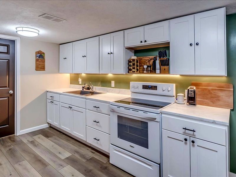 349 Barnes Avenue , Circleville, OH 43113 Photo 6