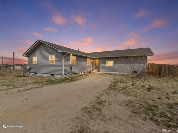 429 E Bate Avenue, Byers, CO 80103