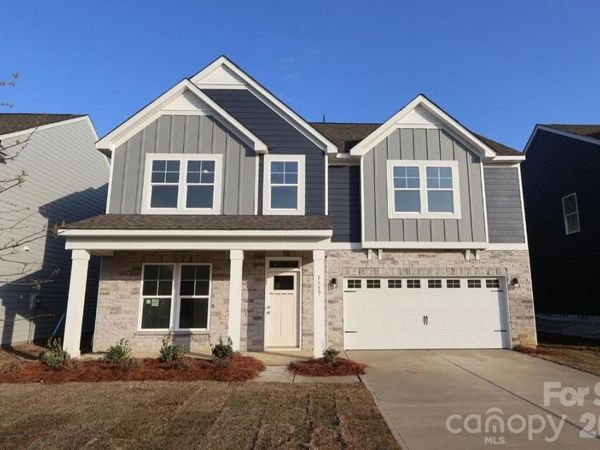 1317 Fremont Drive , Wingate, NC 28174