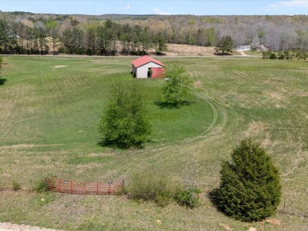 1849 Humphrey Co Line Rd , Dickson, TN 37055