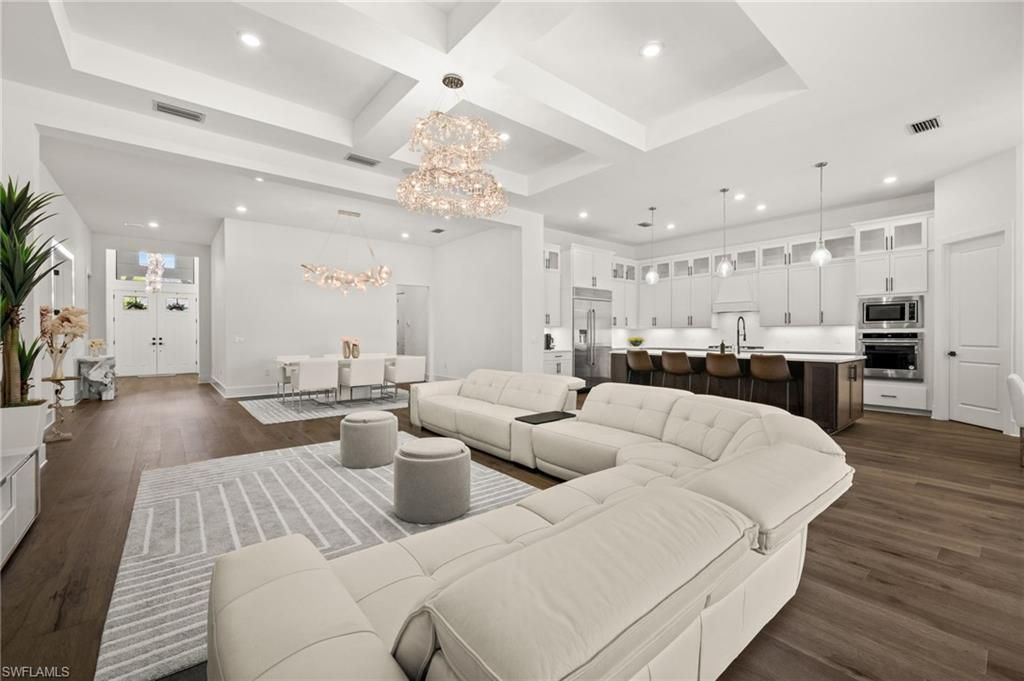 16201 Verilyn Cir, Naples, FL 34110 Photo
