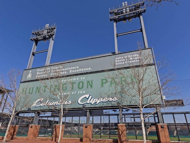 1 Miranova Place , Unit 615, Columbus, OH 43215 Photo 35