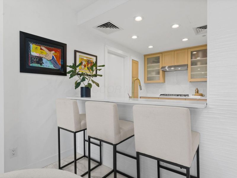 1 Miranova Place , Unit 615, Columbus, OH 43215 Photo 4