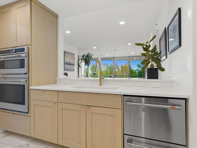 1 Miranova Place , Unit 615, Columbus, OH 43215 Photo 7