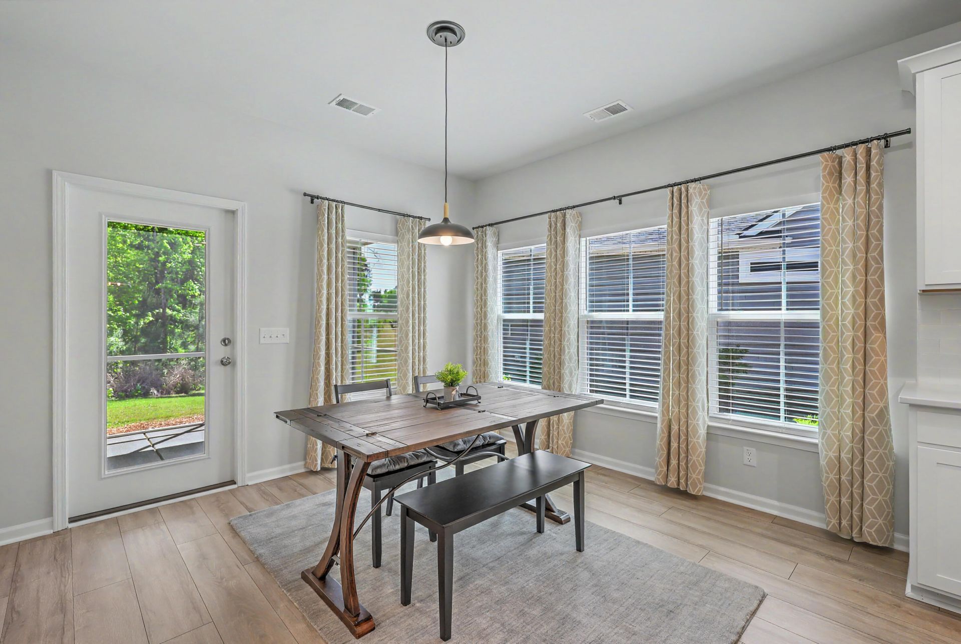 1152 Kane Blue Run Photo 10