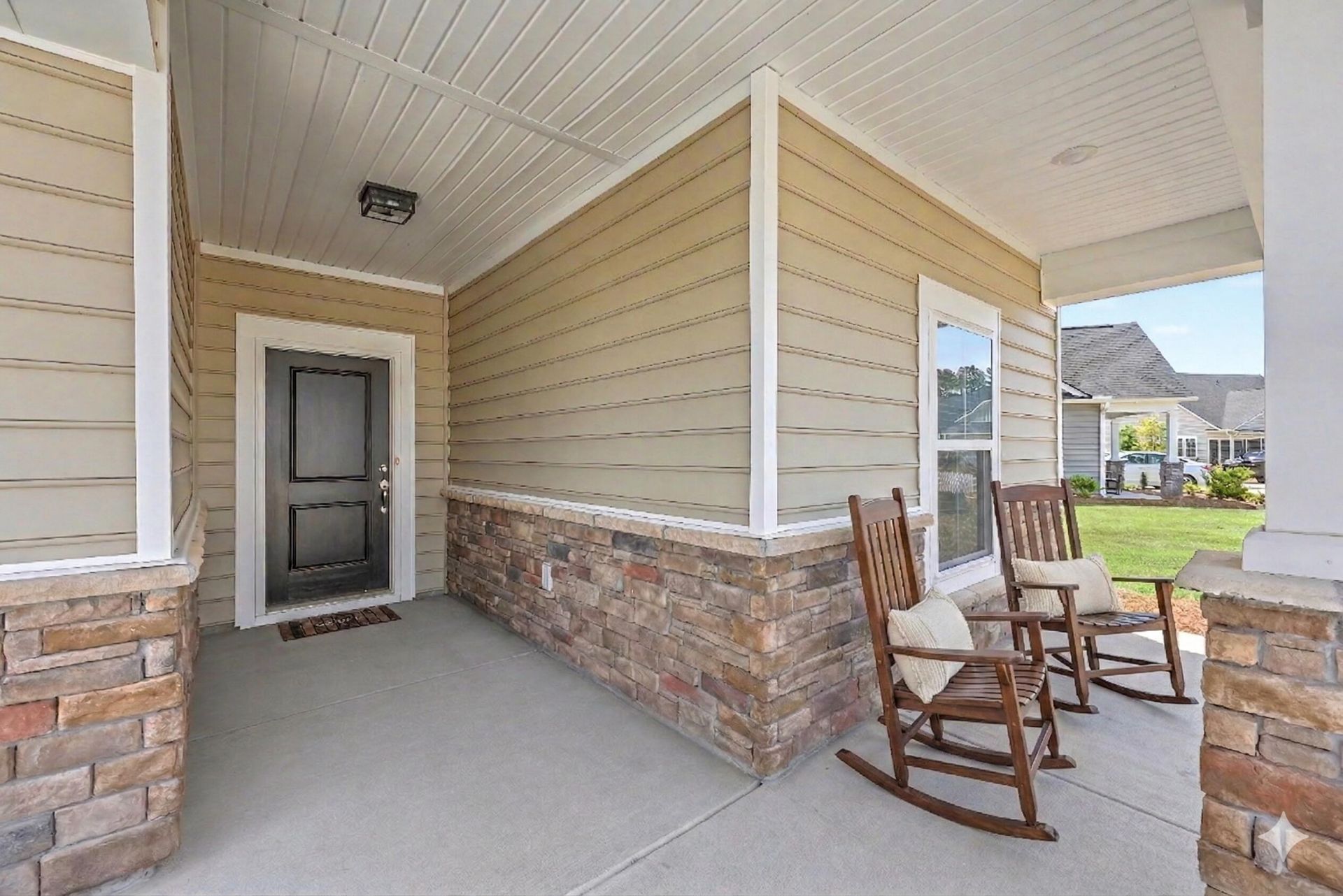 1152 Kane Blue Run Photo 6