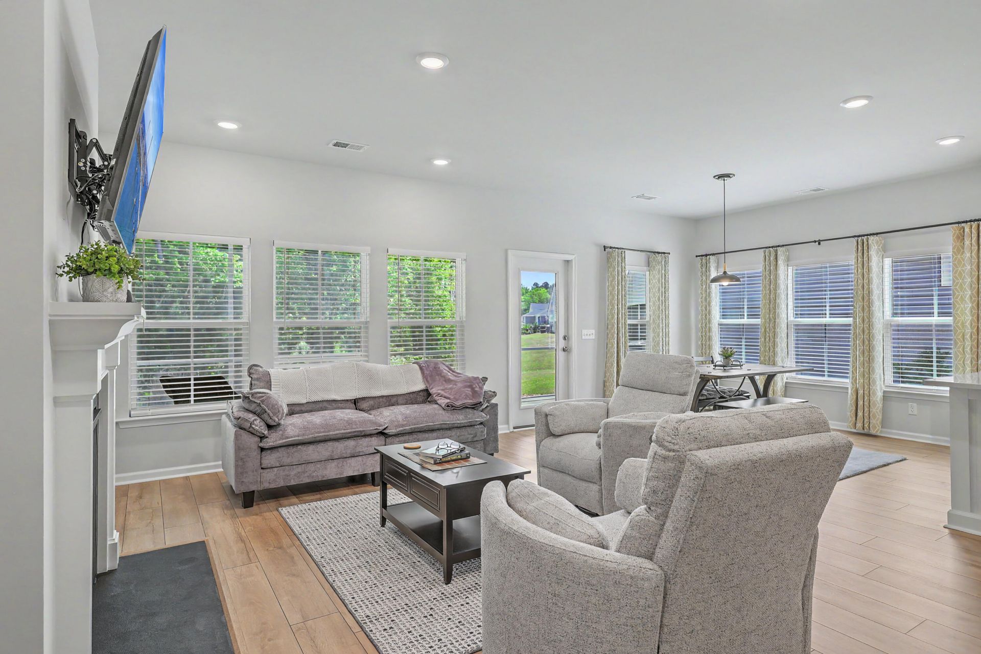 1152 Kane Blue Run Photo 9