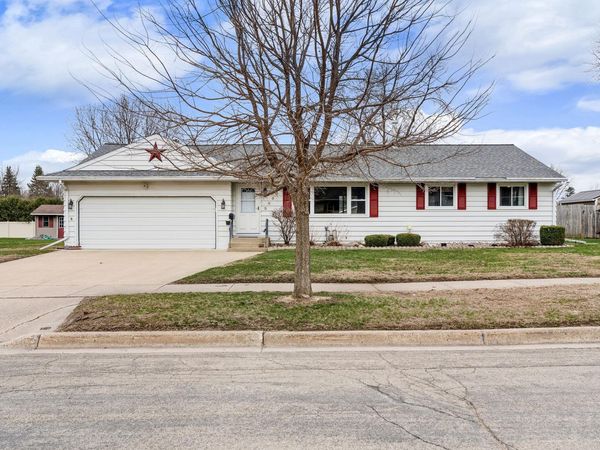 2005 11th Street SW, Austin, MN 55912