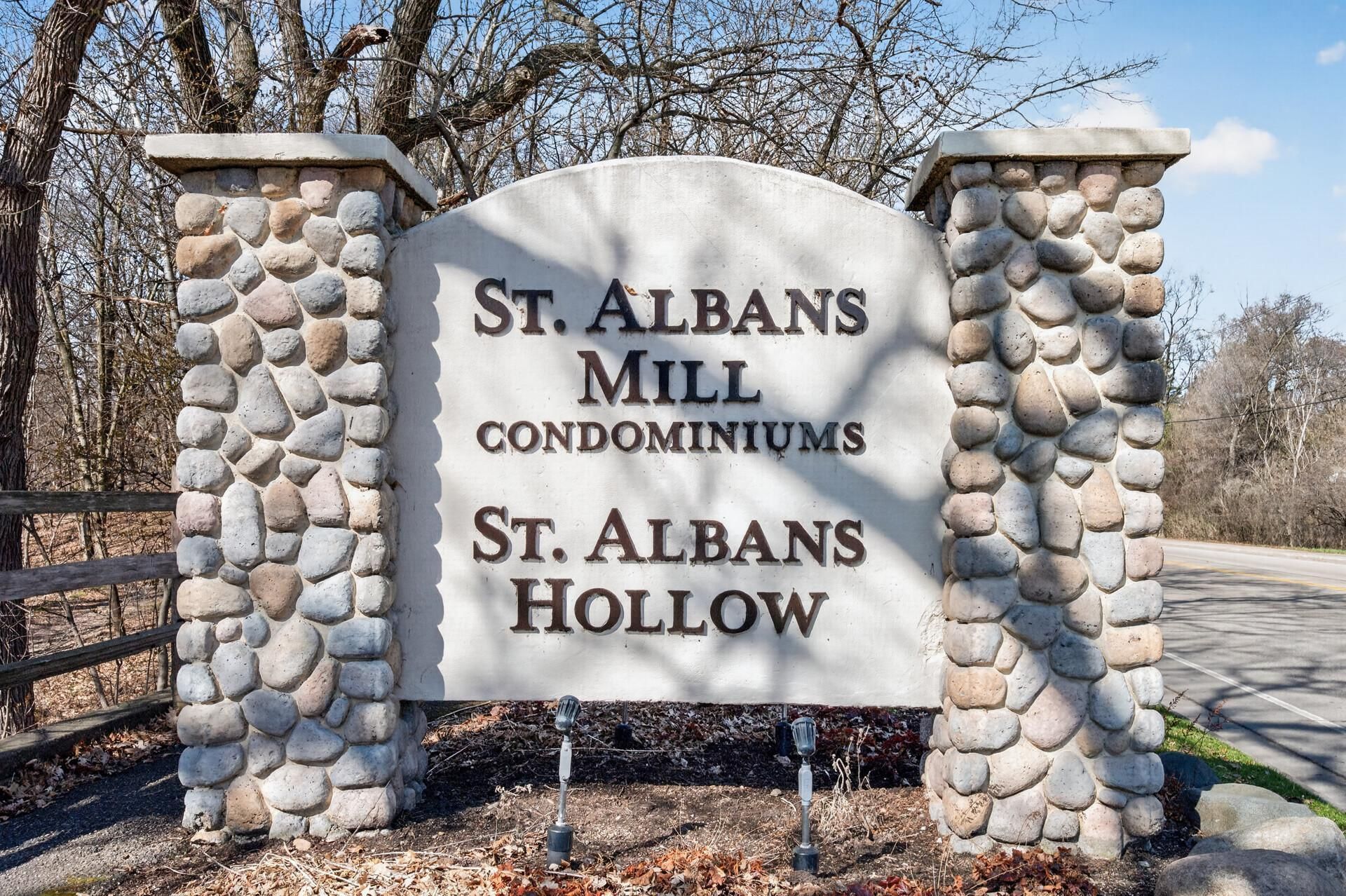 3020 Saint Albans Mill Road, Unit 105, Hopkins, MN 55305 Main Photo