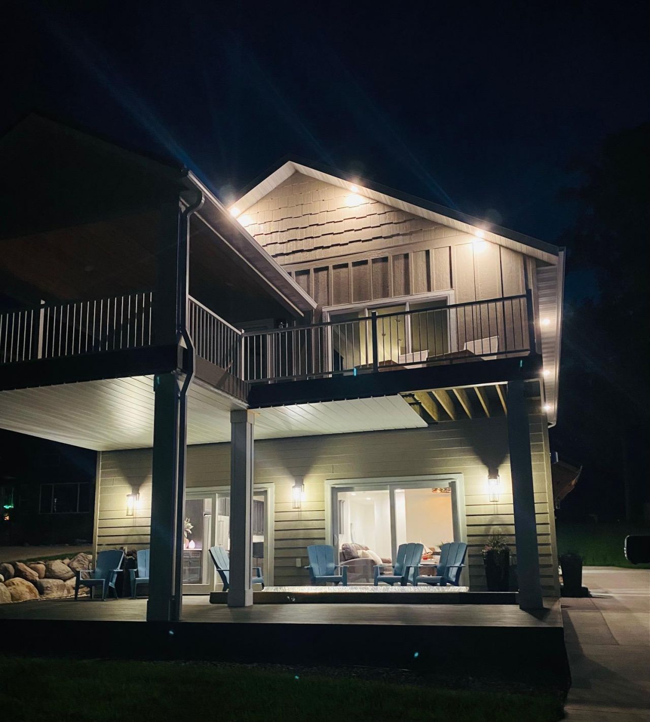 1084 W Lake Drive  primary photo