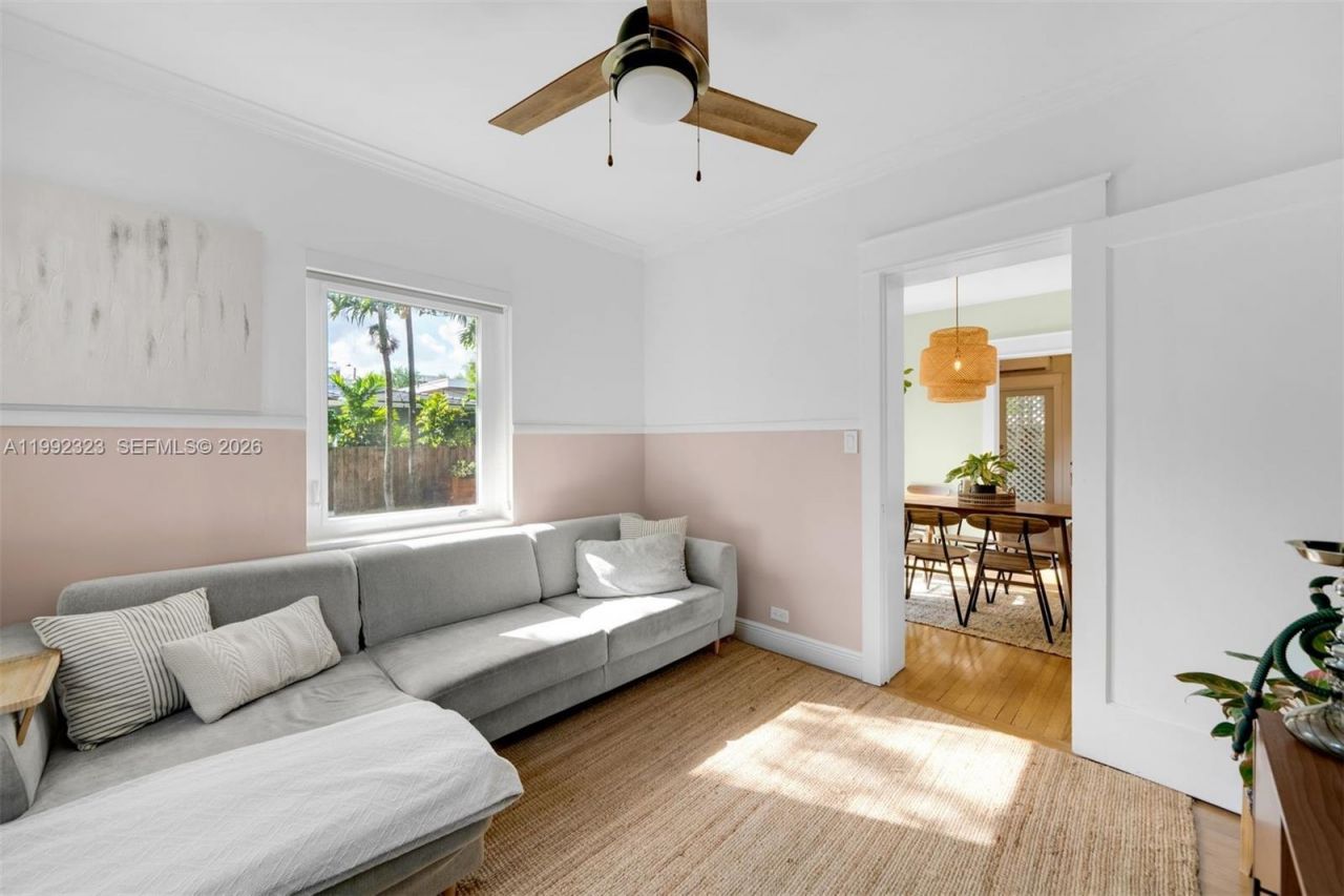 970 NW 10th Ave, Miami, FL 33136 Photo