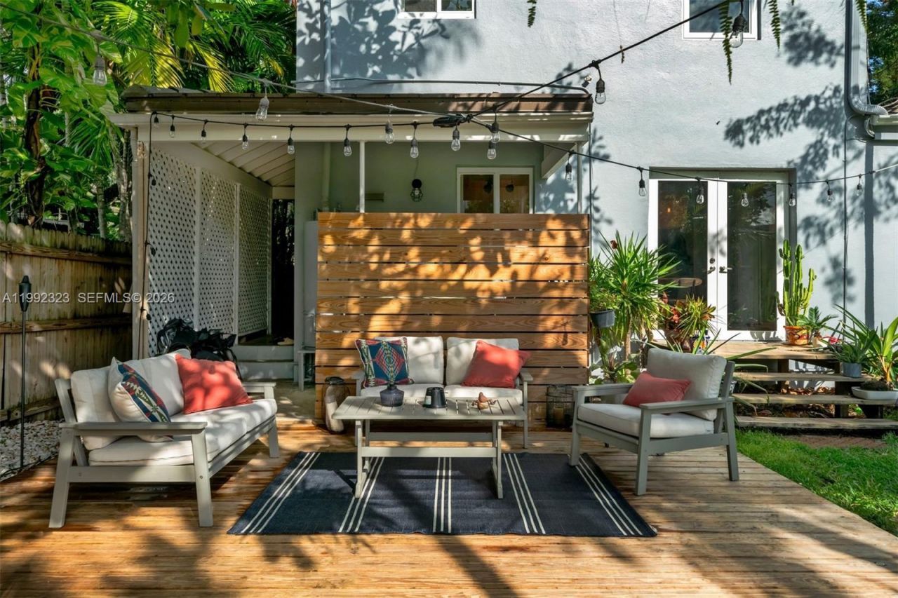 970 NW 10th Ave, Miami, FL 33136 Photo