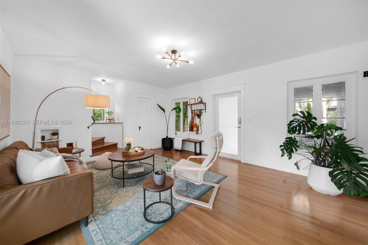 970 NW 10th Ave, Miami, FL 33136 Photo