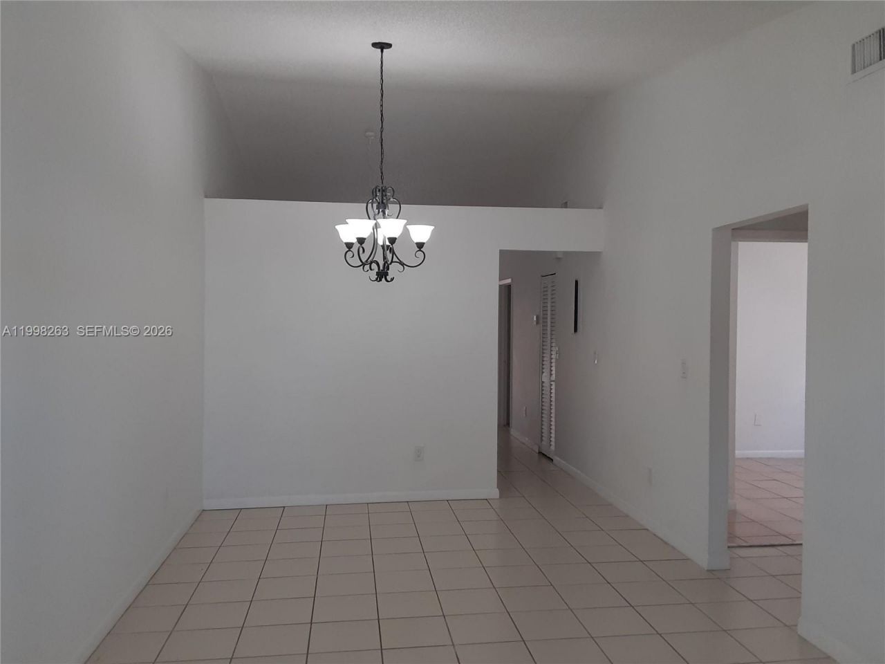 11449 NW 89 Ct, Hialeah Gardens, FL 33018 Photo