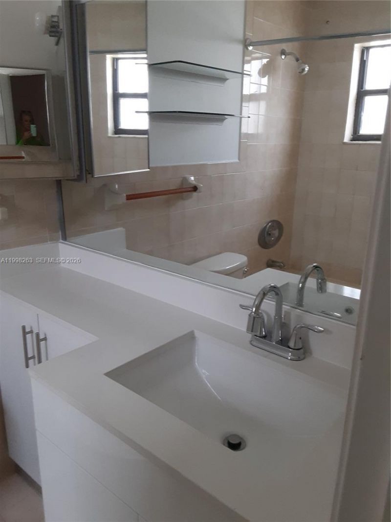 11449 NW 89 Ct, Hialeah Gardens, FL 33018 Photo