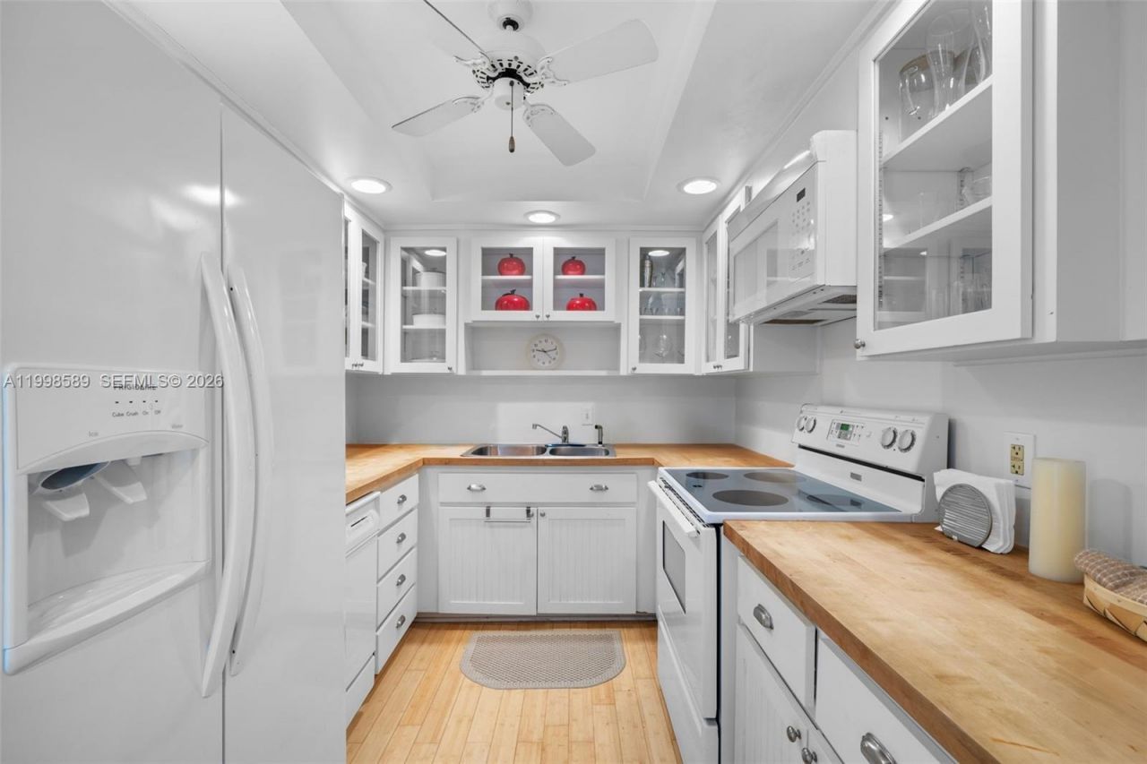 177 Ocean Lane Dr , Unit 703, Key Biscayne, FL 33149 Photo